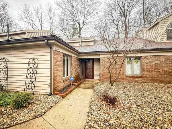 4 Boulder Court, Nappanee, IN 46550