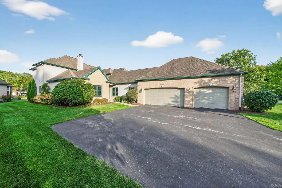 1432 S Lake George Drive, Mishawaka, IN 46545 - #1