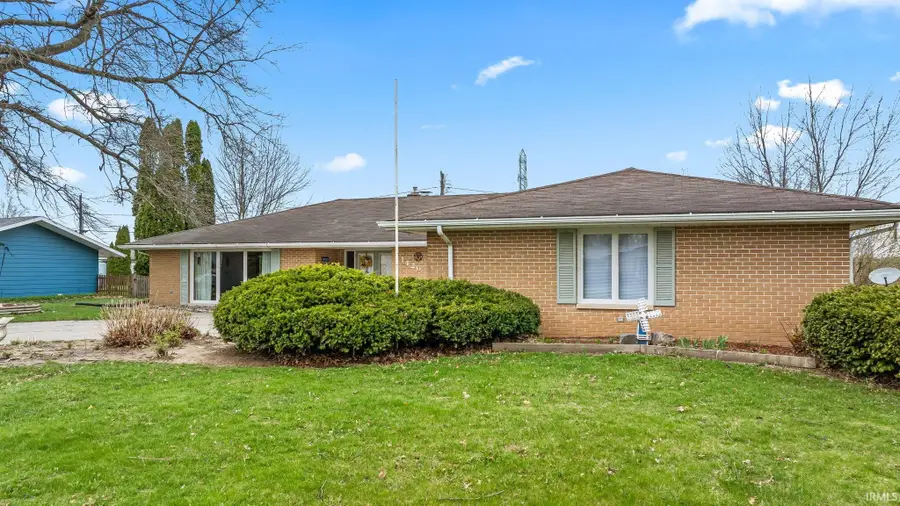 1426 Lakewood Drive, Fort Wayne, IN 46819 - #3