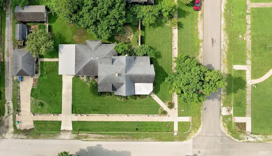 27 N Edwards Street, Worthington, IN 47471 - #3