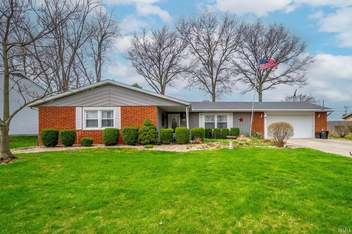 401 Meadow Lane, Hartford City, IN 47348 - #1