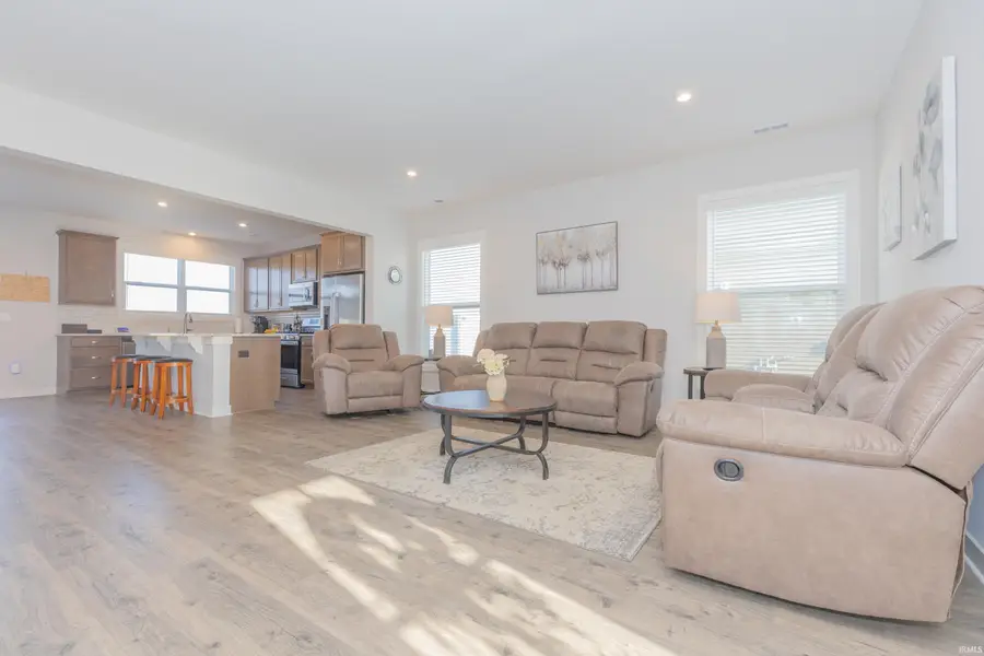 3127 Dowgate Drive, Newburgh, IN 47630 - #3