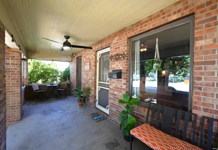 606 N Monticello Street, Winamac, IN 46996 - #2