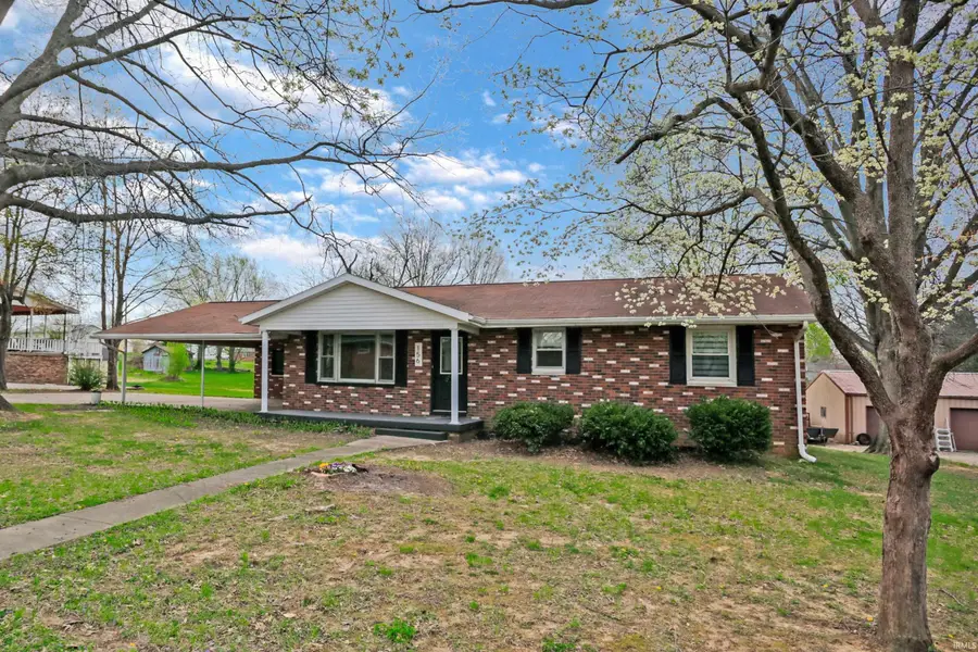 156 W Jefferson Avenue, Chandler, IN 47610 - #2