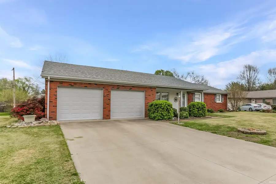 7666 Owens Drive, Newburgh, IN 47630 - #3