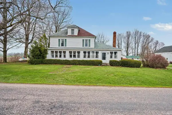 6521 E 1000 N, Kendallville, IN 46755