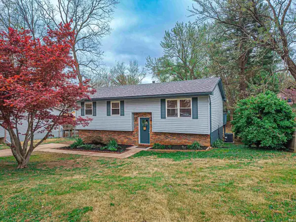 6697 Concord Drive, Newburgh, IN 47630