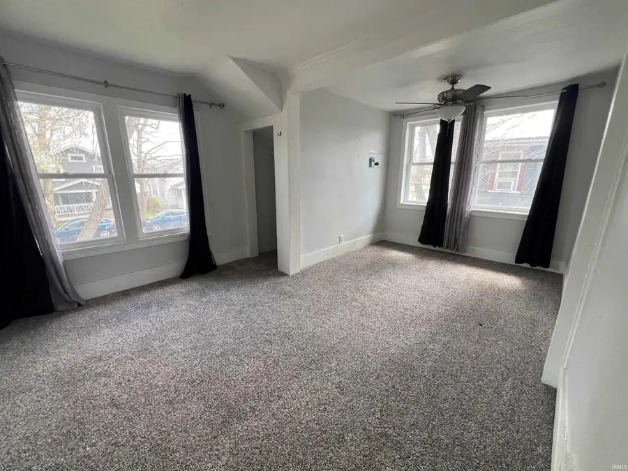 833 S 34th Street, South Bend, IN 46615 - #3