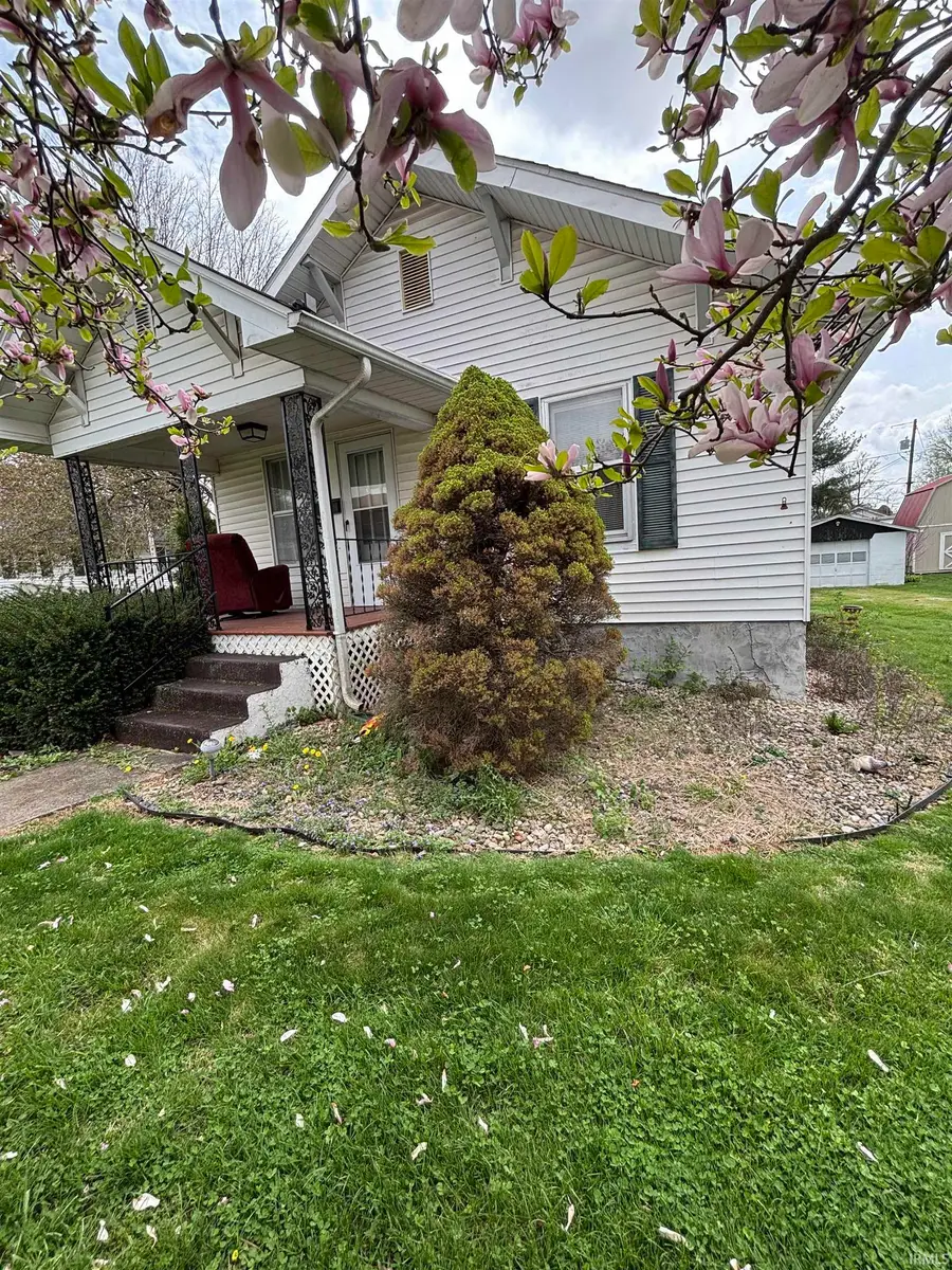 205 E Arthur Street, Salem, IN 47167 - #2