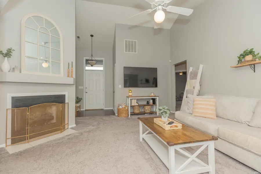 727 Sunflower Circle, Evansville, IN 47712 - #2