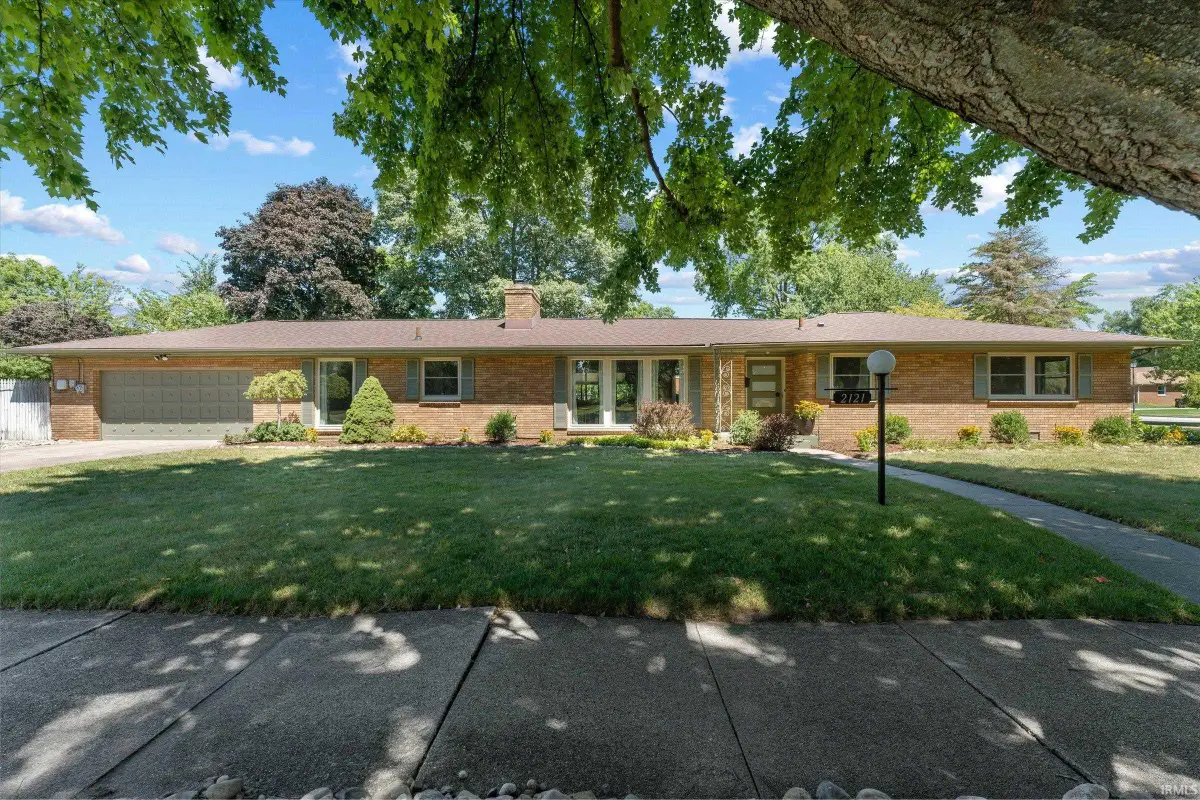 2121 E Madison Street, South Bend, IN 46617 - #1