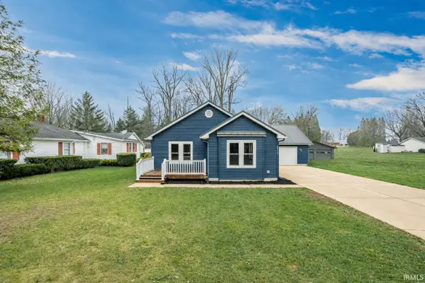 8930 E Crow Road, Syracuse, IN 46567