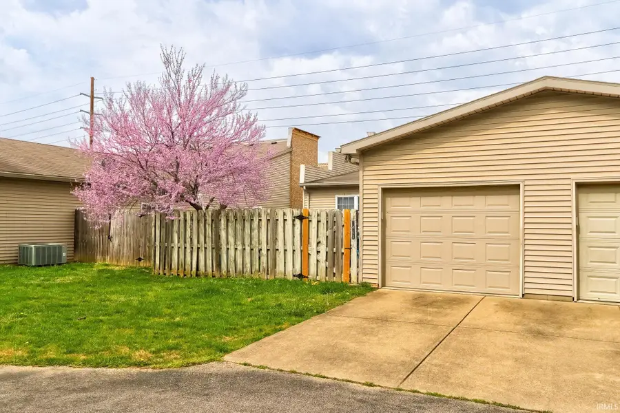 3461 Manhattan Boulevard, Evansville, IN 47711 - #2