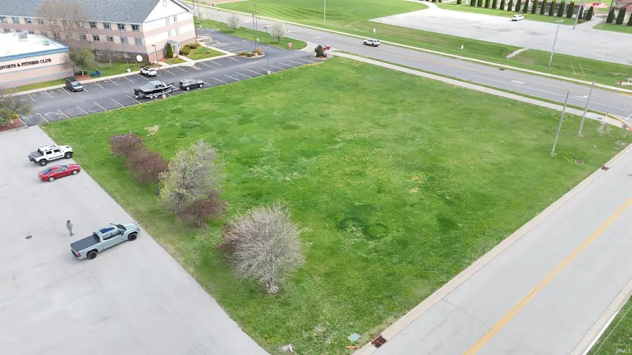 Sixth Street, Monticello, IN 47960 - #2