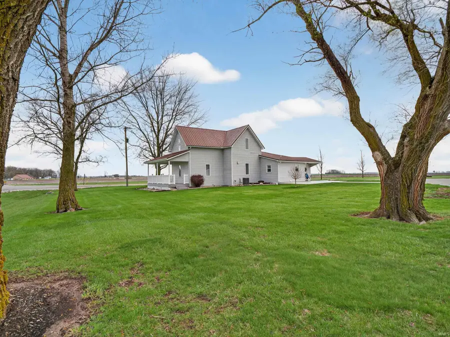 3679 S Hoosier Hwy Crossing, Bluffton, IN 46714 - #2