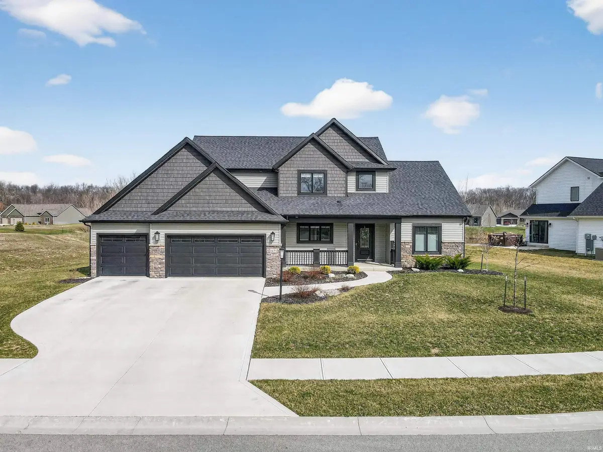 8693 Leonis Run, Leo, IN 46765 - #1