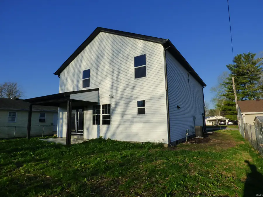 1005 Hawthorne Avenue, Frankfort, IN 46041 - #2