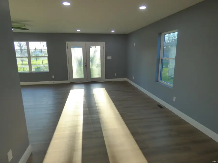 1005 Hawthorne Avenue, Frankfort, IN 46041 - #3