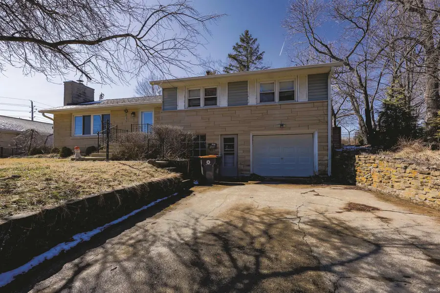 1408 S Longwood Drive, Bloomington, IN 47401 - #2