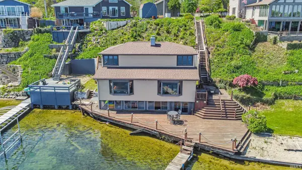 16386 Pretty Lake Road, Plymouth, IN 46563