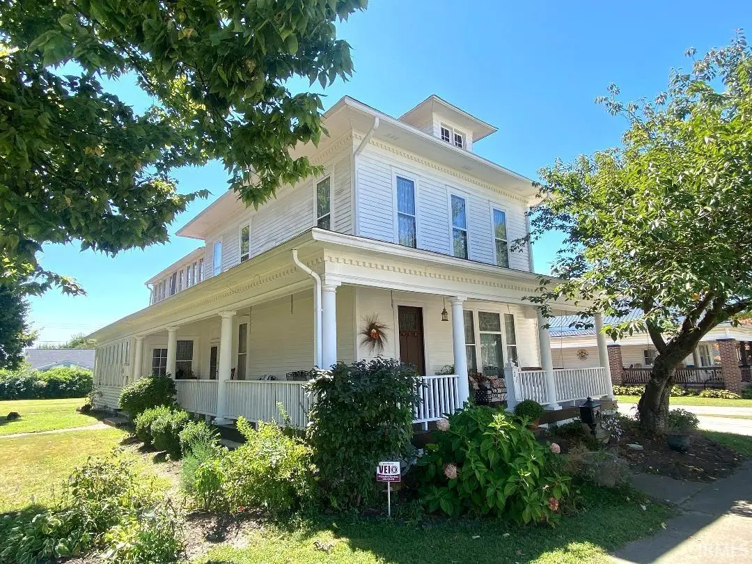 21 W Mechanic Street, Bloomfield, IN 47424 - #1