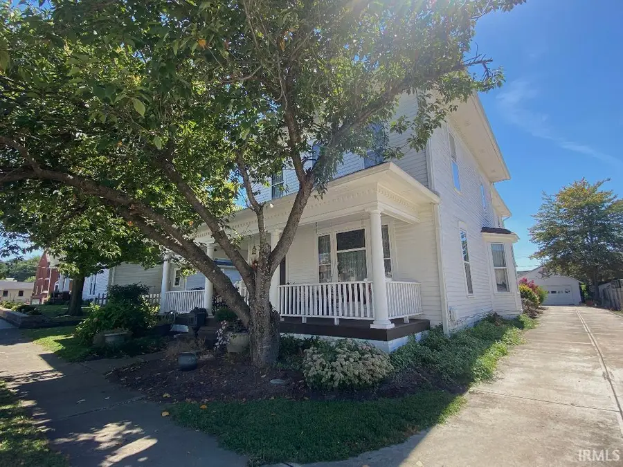 21 W Mechanic Street, Bloomfield, IN 47424 - #2