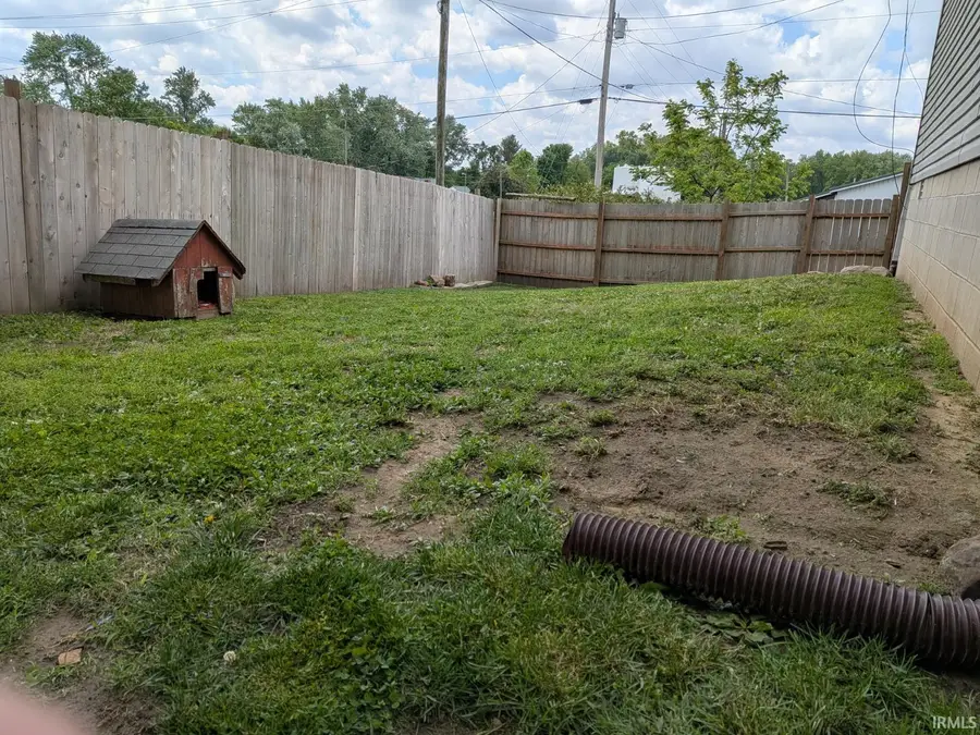 103 E Walnut Street, Petersburg, IN 47567 - #3