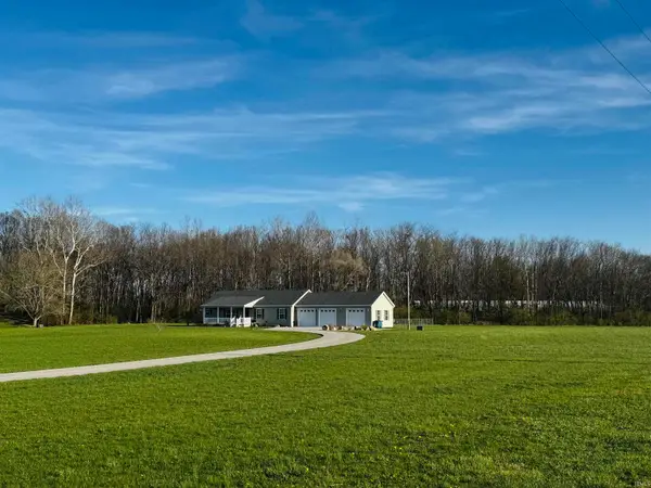 1891 E Paw Paw Pike, Peru, IN 46970