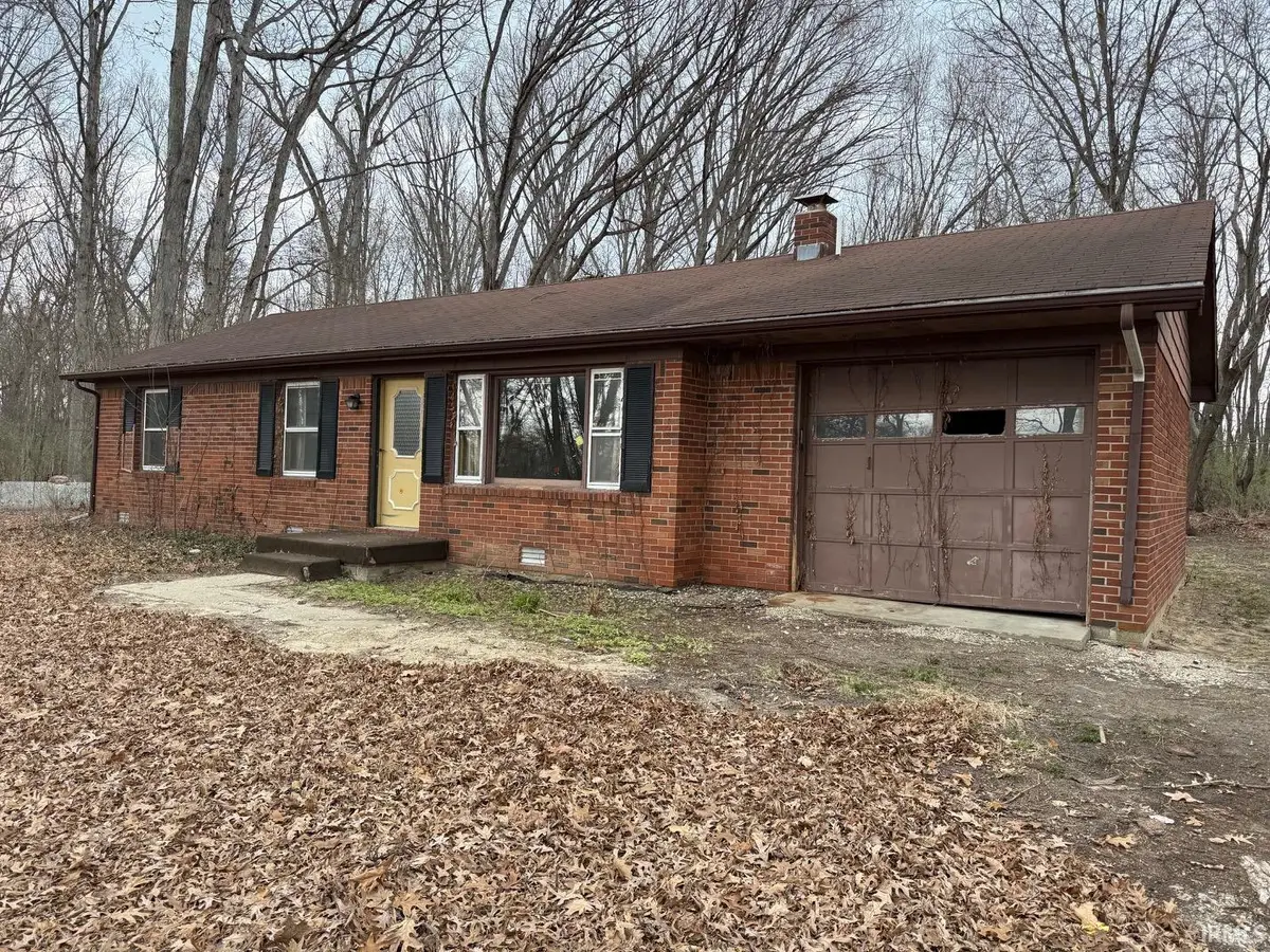 2756 N 1100 W, Royal Center, IN 46978 - #1