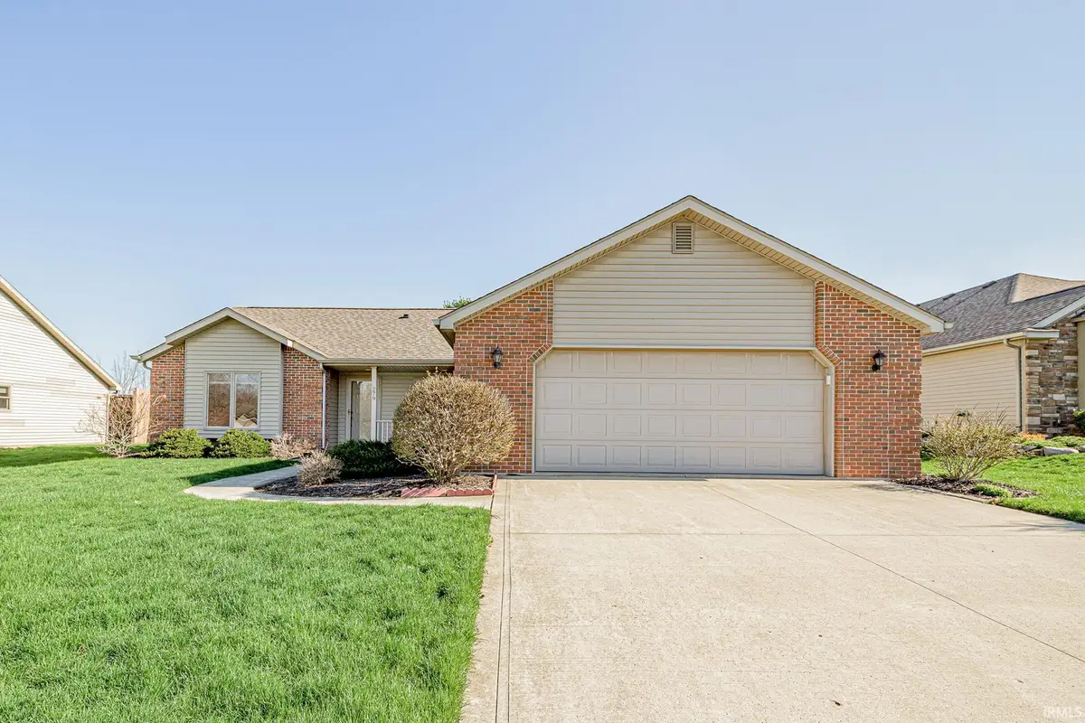 279 S Eagle Glen Trail, Columbia City, IN 46725 - #1