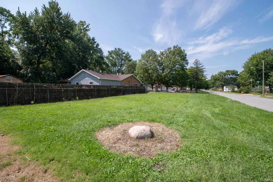 132 S Grant Street, South Bend, IN 46628 - #3