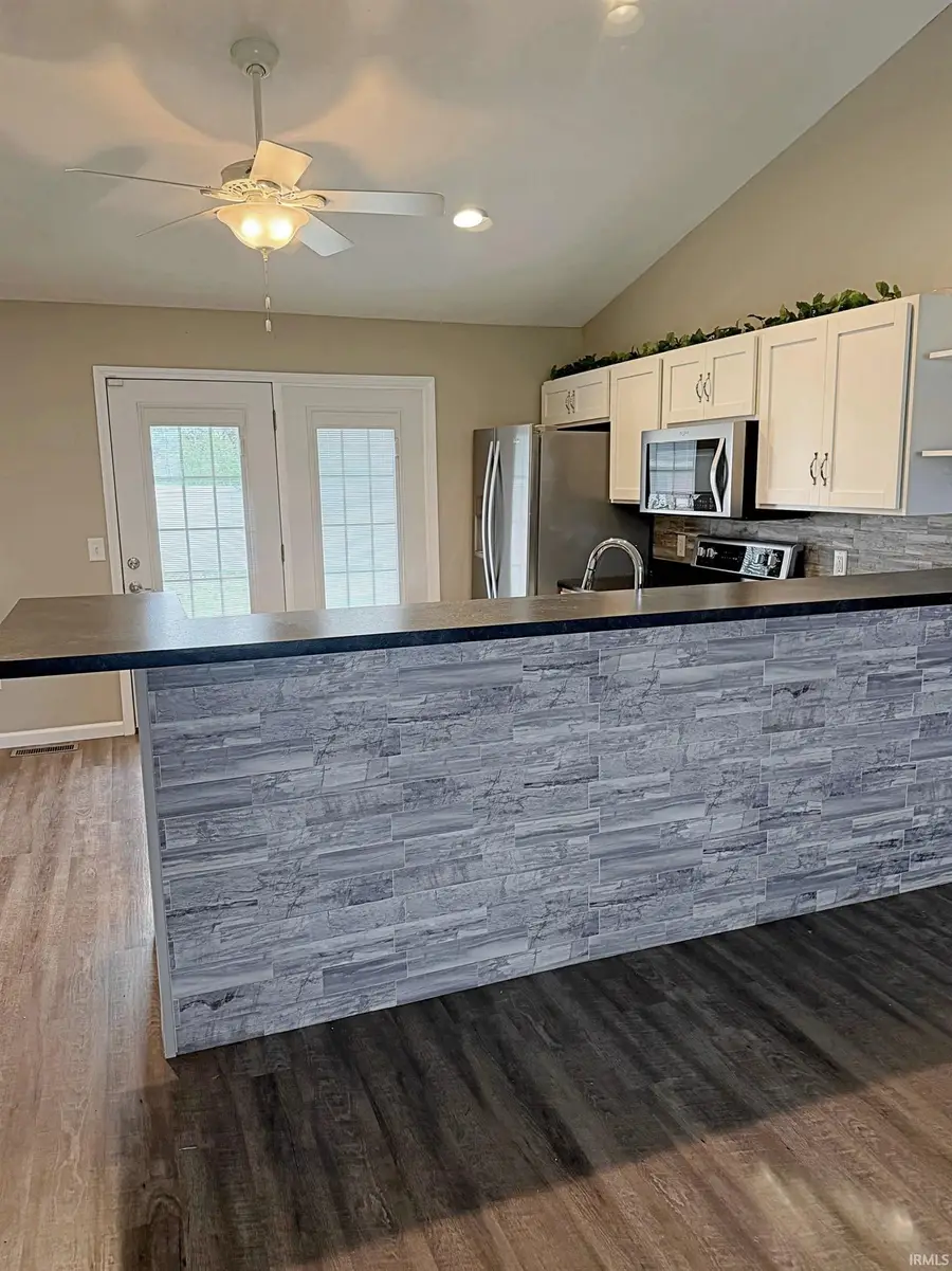 750 N Main Street, Linton, IN 47441 - #3