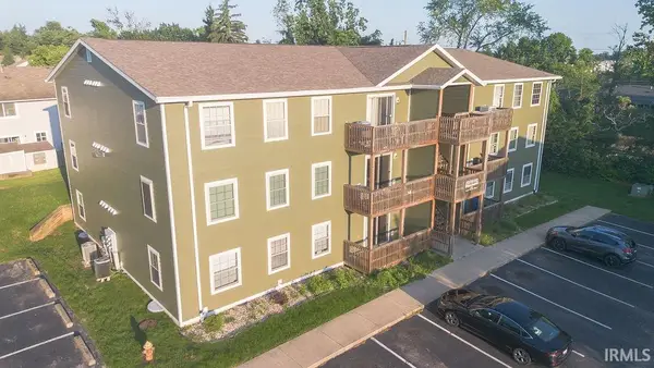 3230 E John Hinkle Place #D, Bloomington, IN 47408