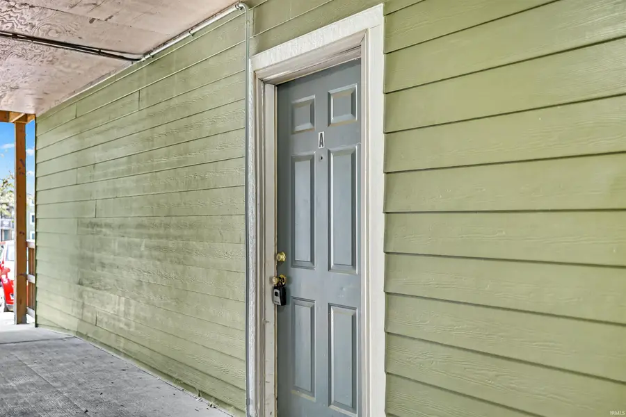 3230 E John Hinkle Place #D, Bloomington, IN 47408 - #3