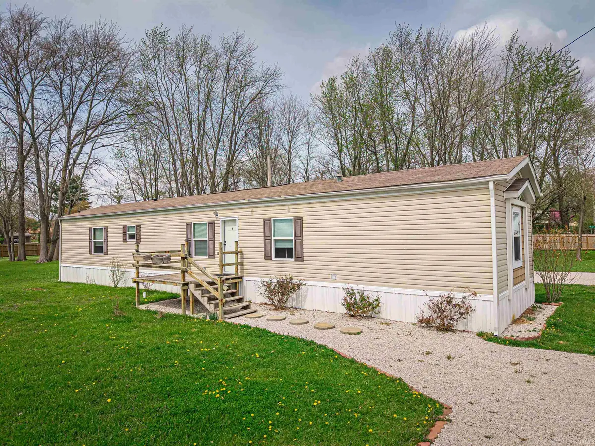 4611 N Alford Locust Street, Petersburg, IN 47567 - #1