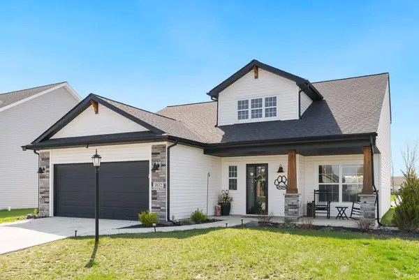 3832 Sun Stone Way, New Haven, IN 46774