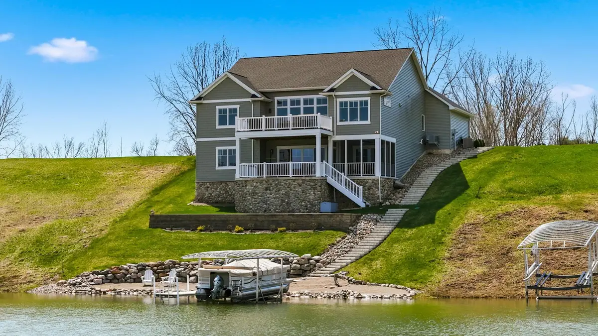 140 Lane 282 Hamilton Lk, Hamilton, IN 46742 - #1