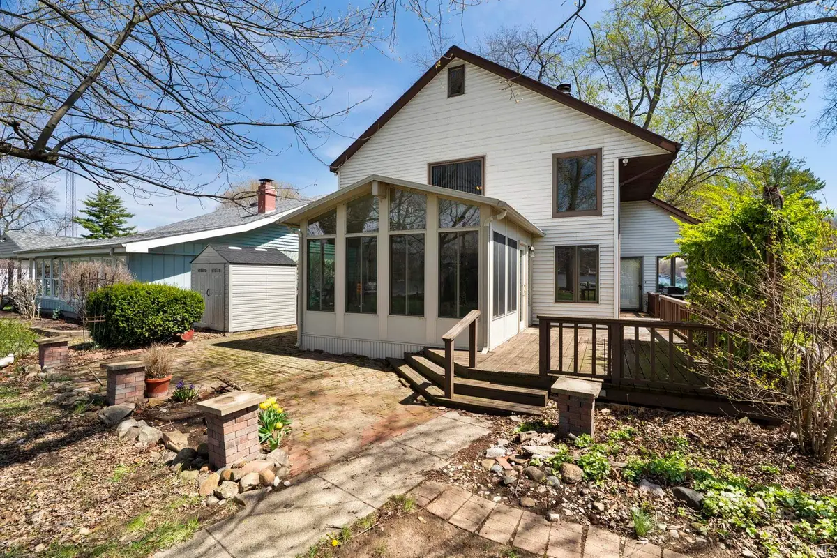 11068 N Lower Lake Shore Drive, Monticello, IN 47960 - #1