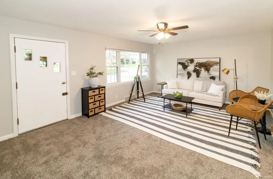 1813 E Chandler Avenue, Evansville, IN 47714 - #3