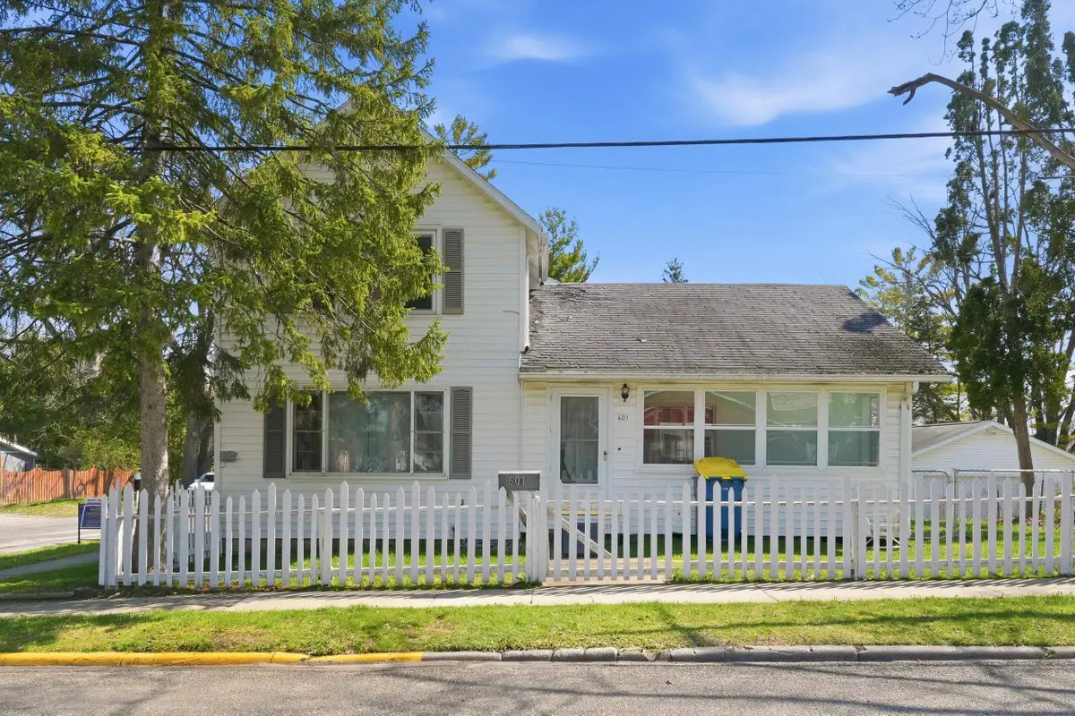 601 S Martha Street, Angola, IN 46703 - #1