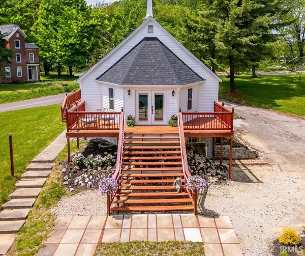 7425 S Harmony Road, Bloomington, IN 47403