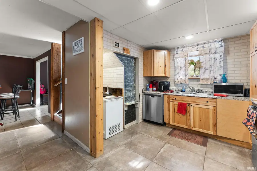 1330 Orchid Street, Demotte, IN 46310 - #3