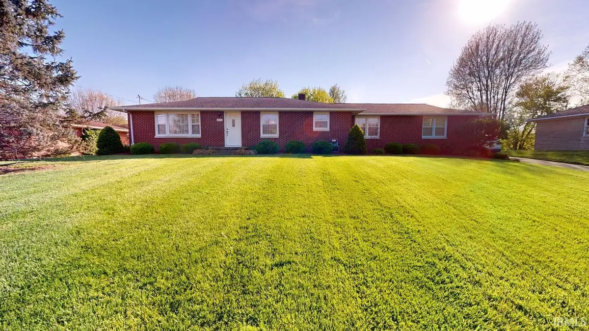 1633 E 3rd Avenue, Jasper, IN 47546 - #1