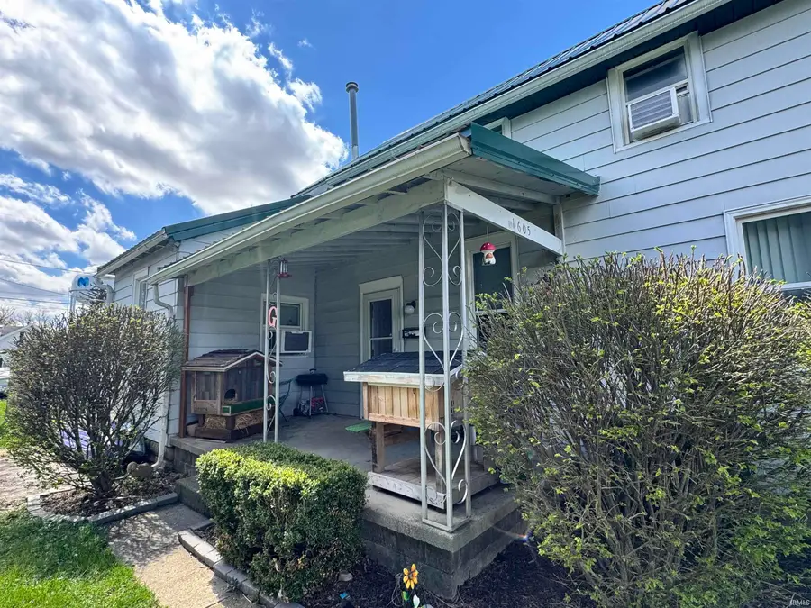 1605 W Spencer Avenue, Marion, IN 46952 - #2