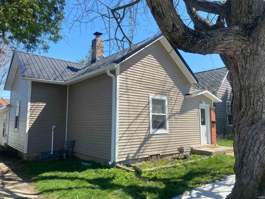 208 W Jay Street, Dunkirk, IN 47336 - #2