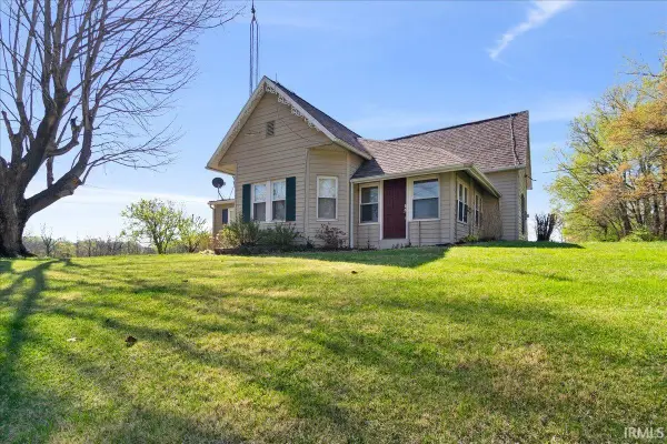 6728 N State Rd 65, Hazleton, IN 47640