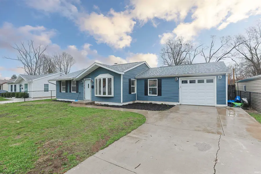 2122 N Elmer Street, South Bend, IN 46628 - #2