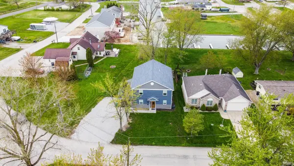 9821 N Marine Key Drive, Syracuse, IN 46567
