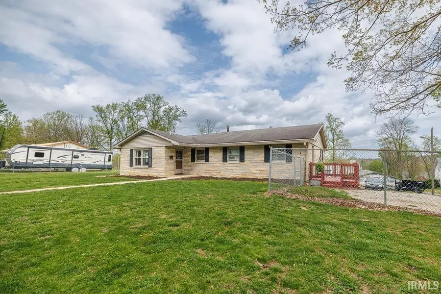 804 W Oak Street, Ellettsville, IN 47429 - #2