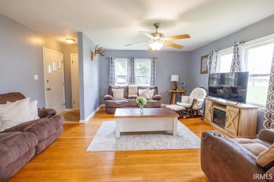 804 W Oak Street, Ellettsville, IN 47429 - #3